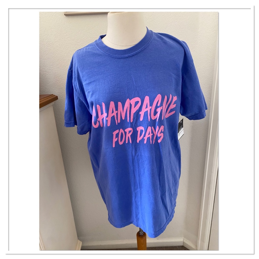 Lulusimon Studio Women’s Champagne for Days T-Shirt